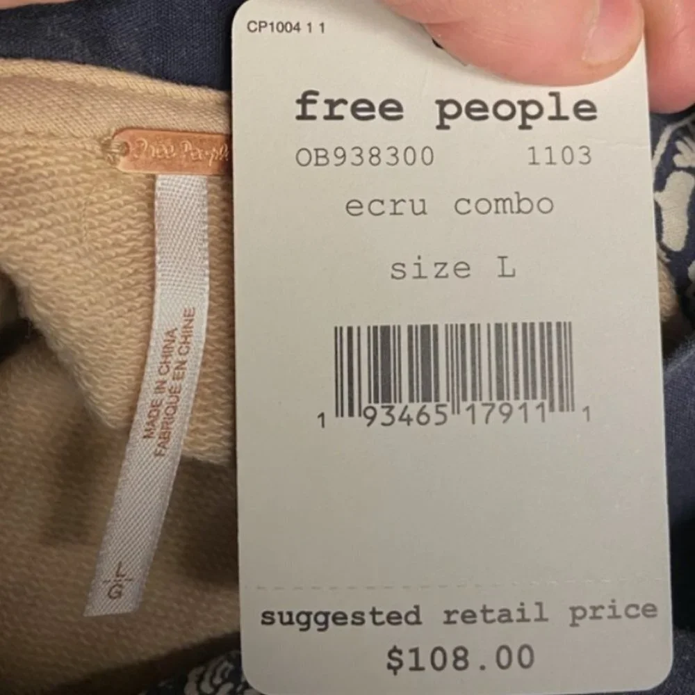 Free People James Bandana Sweatshirt Cream Blue Size Large New With Tags L NWT - Picture 5 of 7